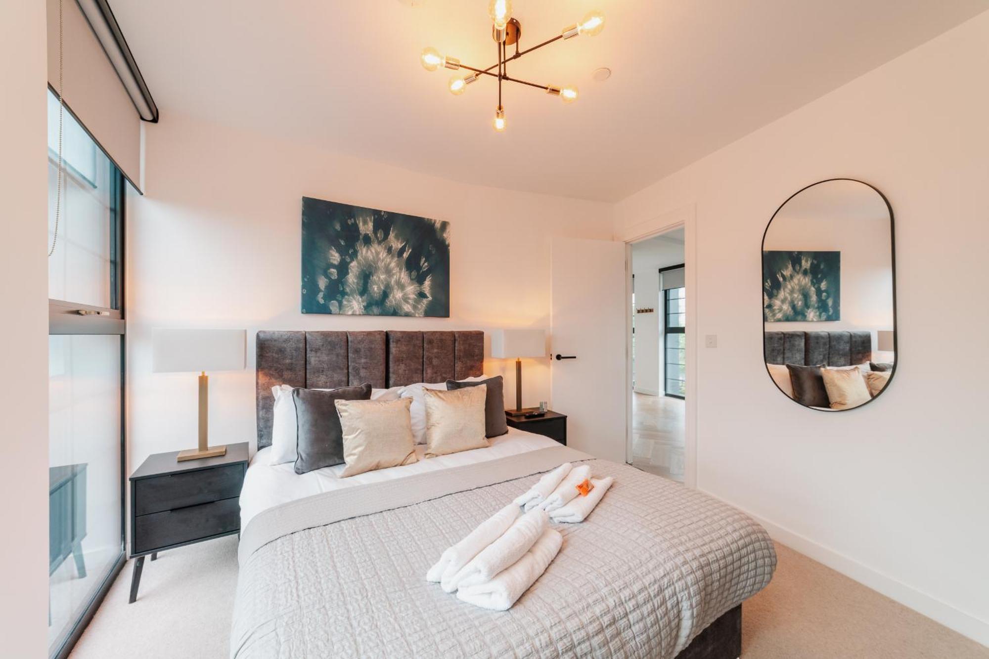Luxury City & Canal View Stylish Pad, Family, Contractors, Fast Wifi Birmingham Exterior photo