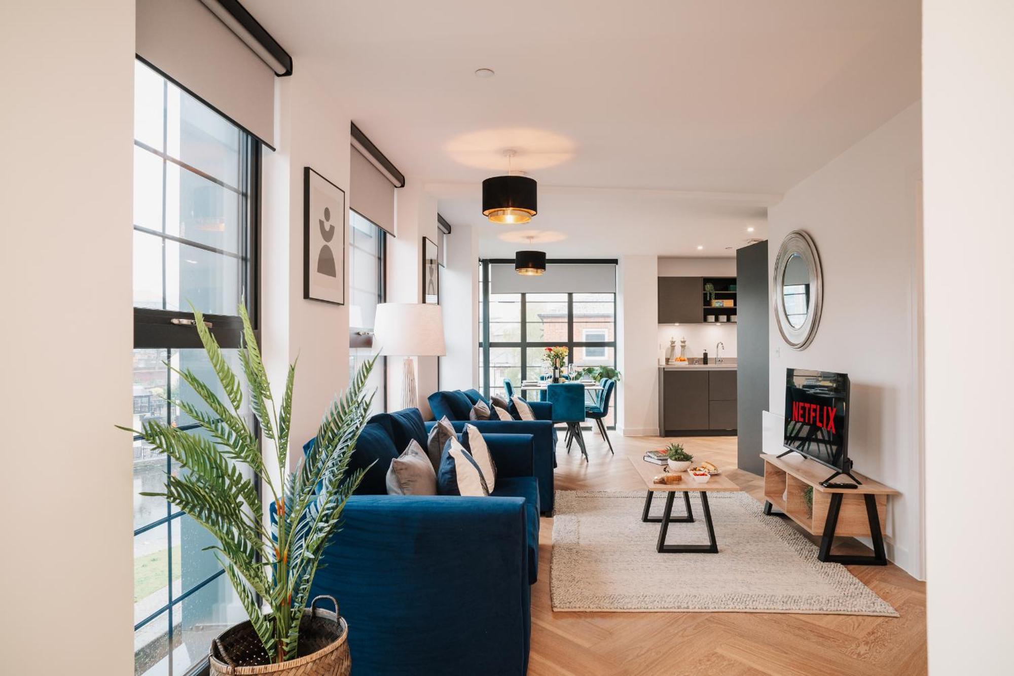 Luxury City & Canal View Stylish Pad, Family, Contractors, Fast Wifi Birmingham Exterior photo